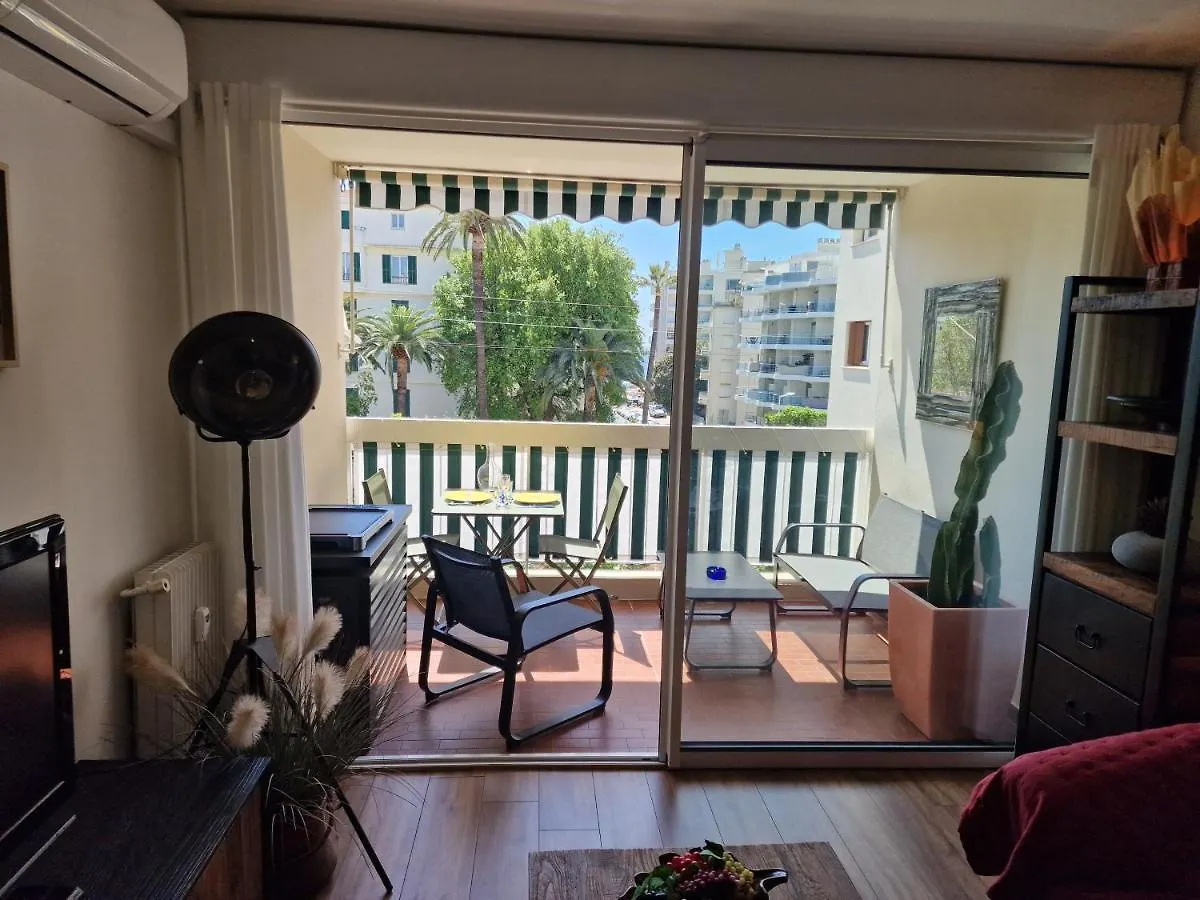 Magnifique Studio 2 Pers, Plage A 120 Metres Juan-les-Pins Apartment